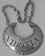 George III crescent wine label feather-edge VIDONIA circa 1770